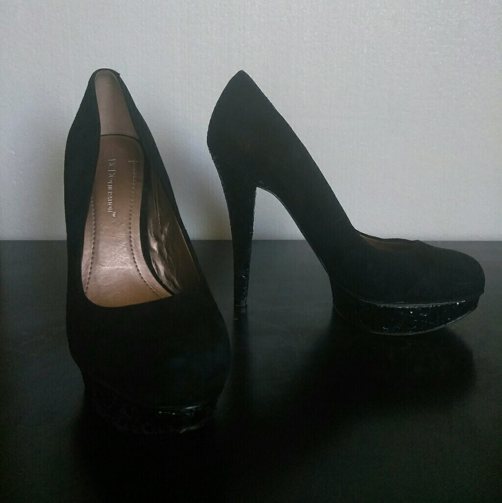 BCBG Black Suede Glitter Heels Sz 7